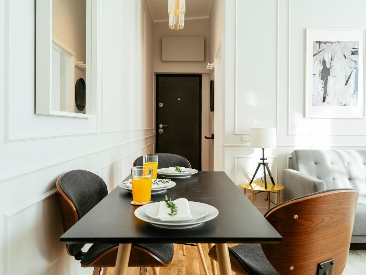 Bright 2br Flat - Palace Hall - Charming Balcony Appartamento *