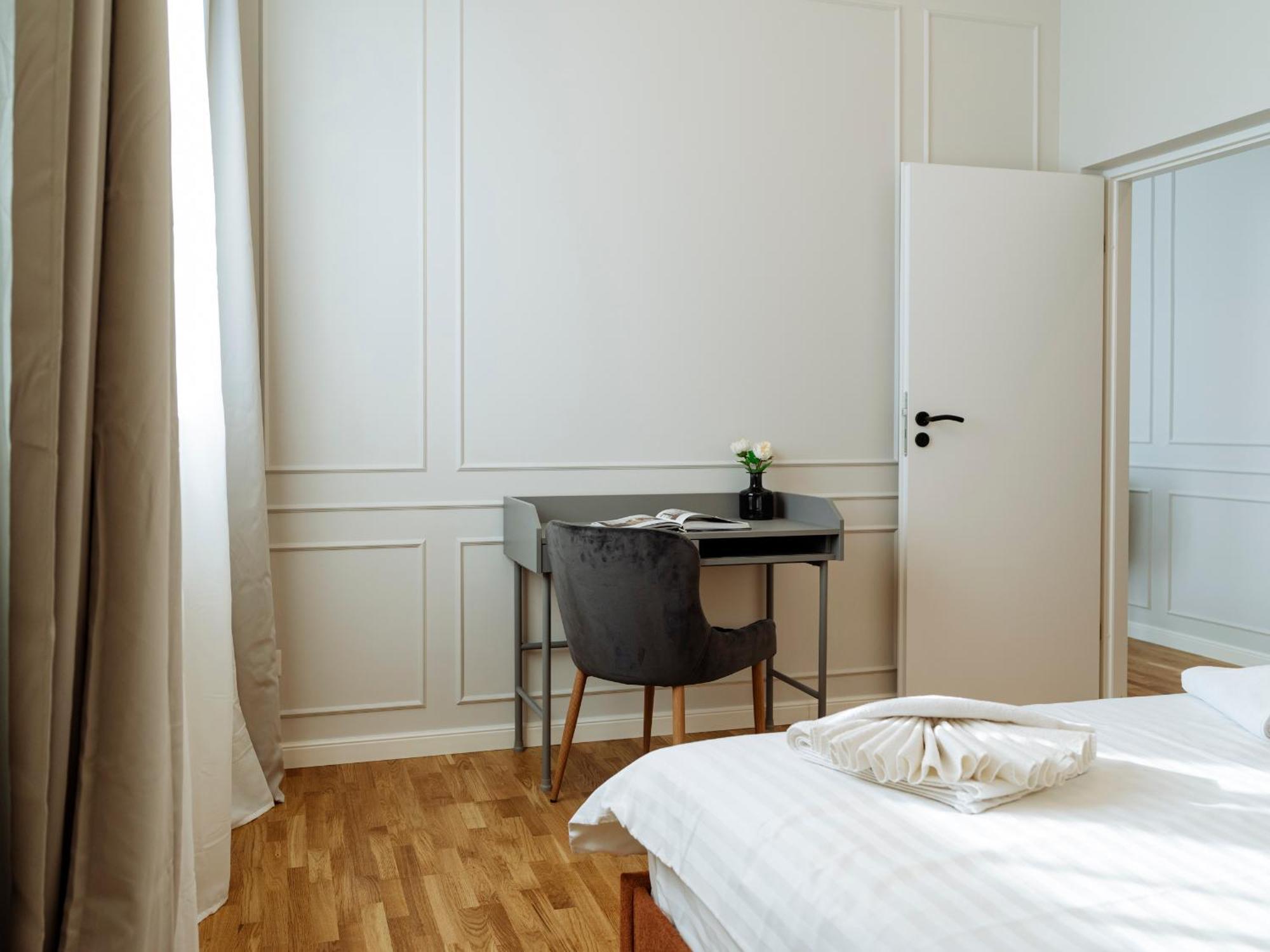 Bright 2br Flat - Palace Hall - Charming Balcony * Bucarest
