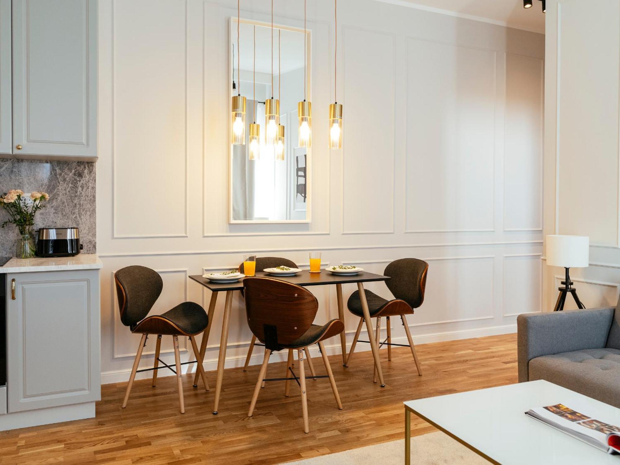Bright 2br Flat - Palace Hall - Charming Balcony Appartamento *